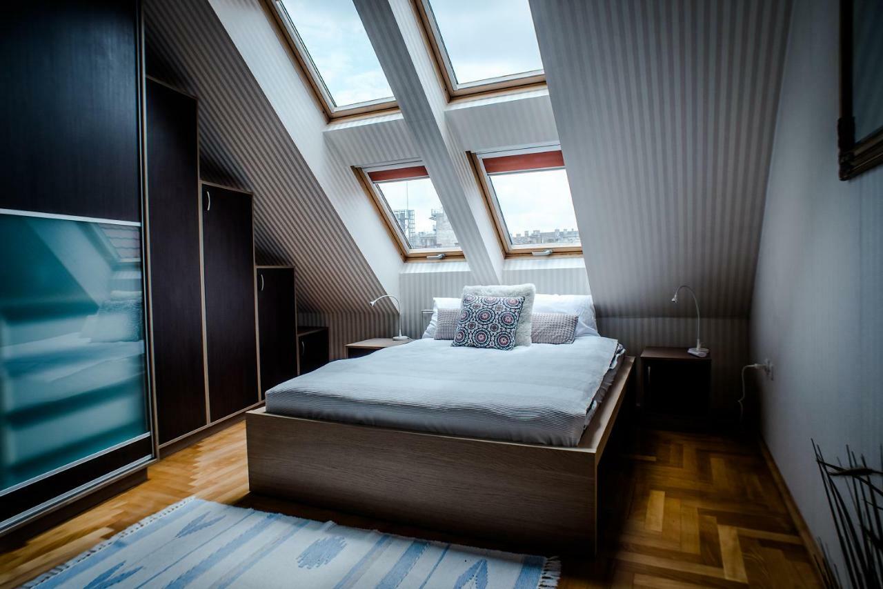 Hollo Apartment - Private Garage - A/C Budapeszt Zewnętrze zdjęcie