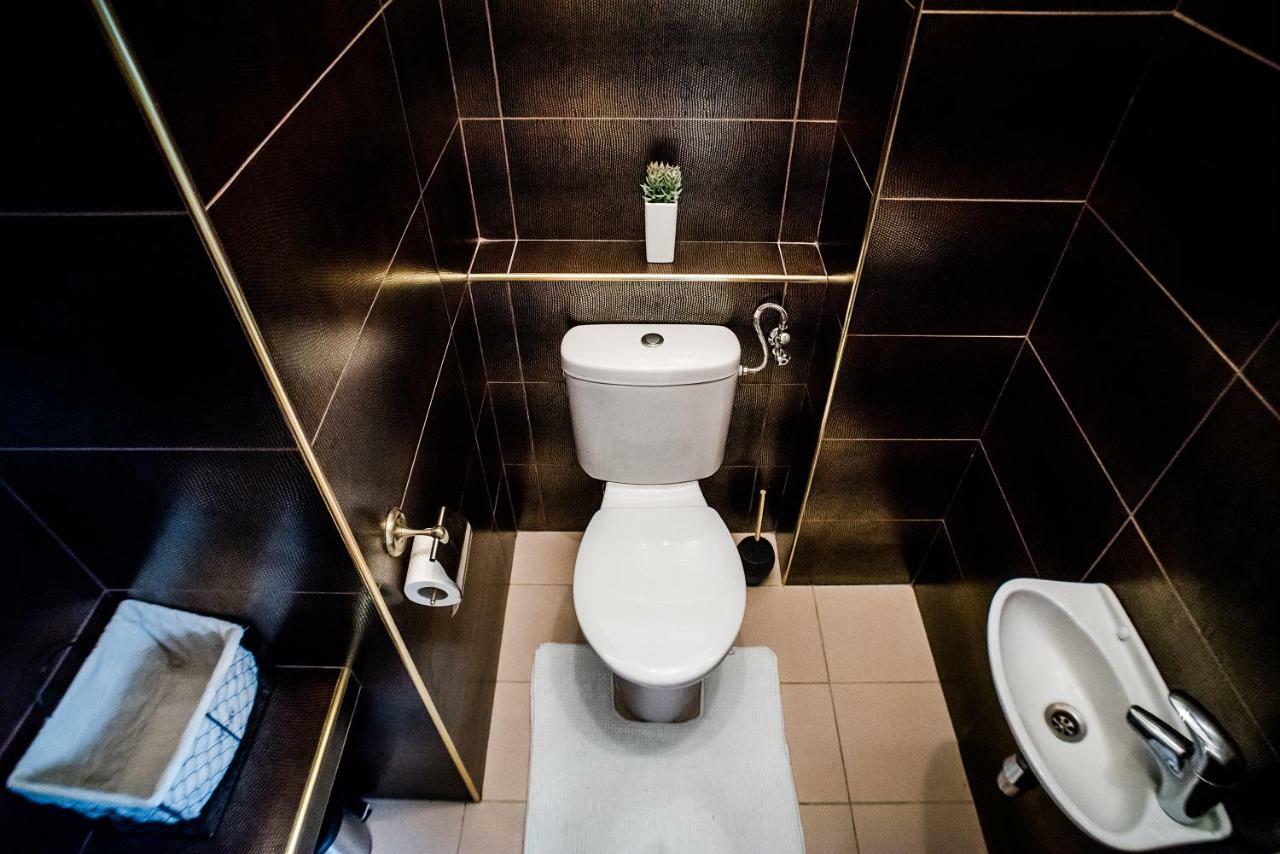 Hollo Apartment - Private Garage - A/C Budapeszt Zewnętrze zdjęcie