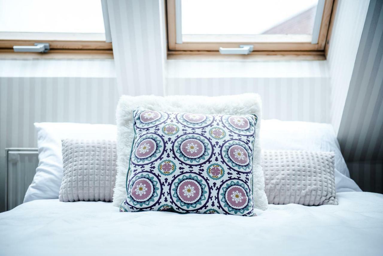 Hollo Apartment - Private Garage - A/C Budapeszt Zewnętrze zdjęcie